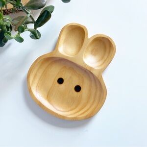 Petits Et Maman Wooden Rabbit Baby / Kids Plate